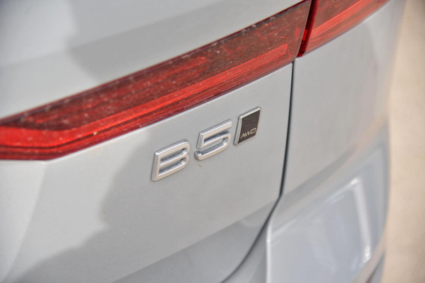 2025 MY26 Volvo XC60 UZ Plus B5 Bright SUV Image 17