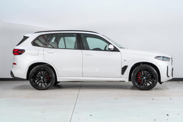 2026 BMW X5 G05 LCI xDrive30d M Sport SUV image 3
