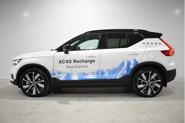 2021 MY22 Volvo XC40  Recharge Pure Electric Suv Image 3