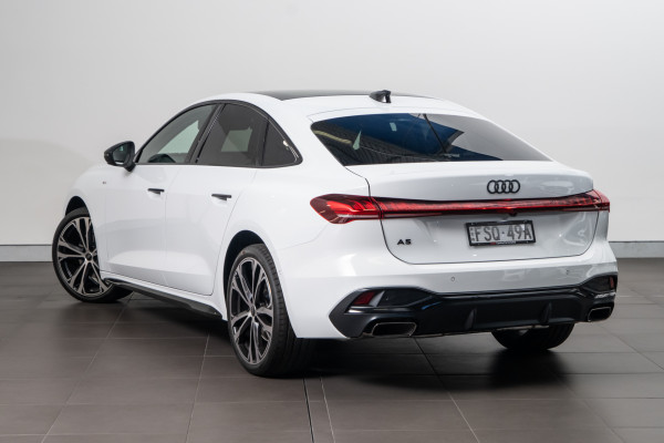 2025 Audi A5 B10 TFSI 150kW S line Sedan image 2