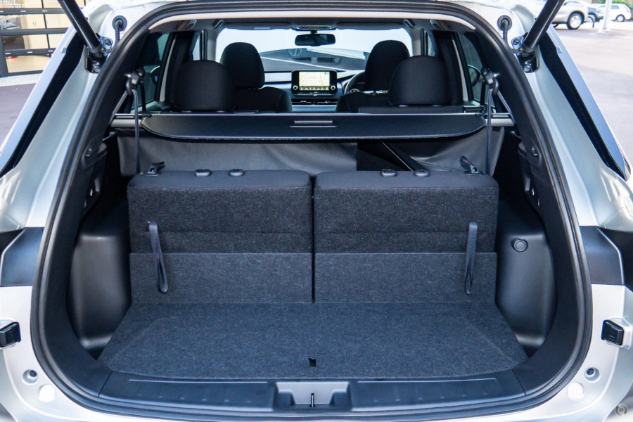 2024 Mitsubishi Outlander ZM LS SUV Image 10