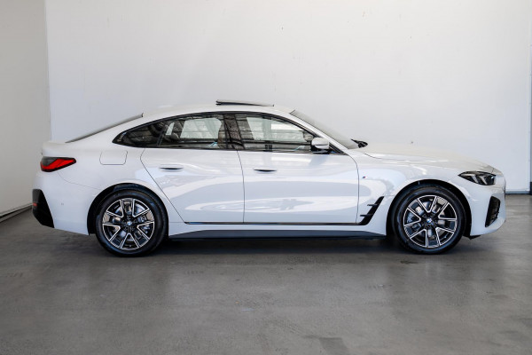 2026 BMW i4 G26 eDrive35 Hatch image 3