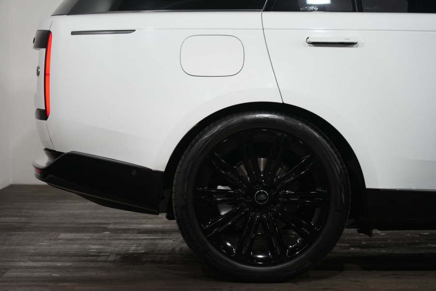 2022 Land Rover Range Rover D350 HSE SUV