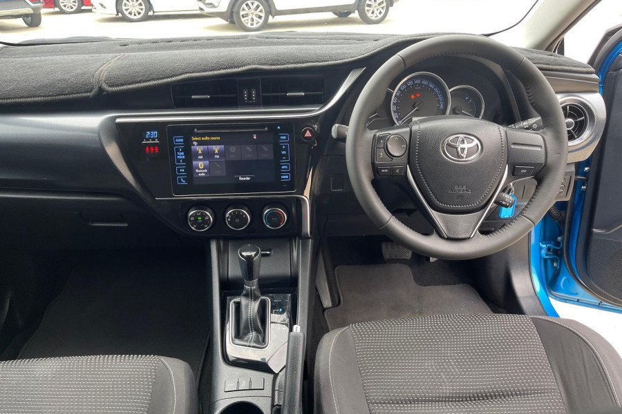 2015 Toyota Corolla ZRE182R Ascent Sport Hatch Image 14