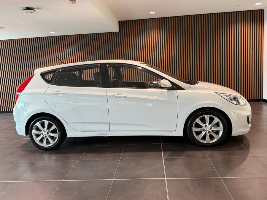 2019 Hyundai Accent RB6 Sport Hatch Image 5