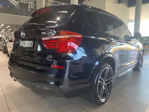 2015 BMW X3 F25 LCI xDrive20d SUV image 3