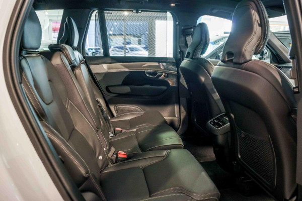 2026 Volvo XC90 L Series Black Edition SUV Image 8