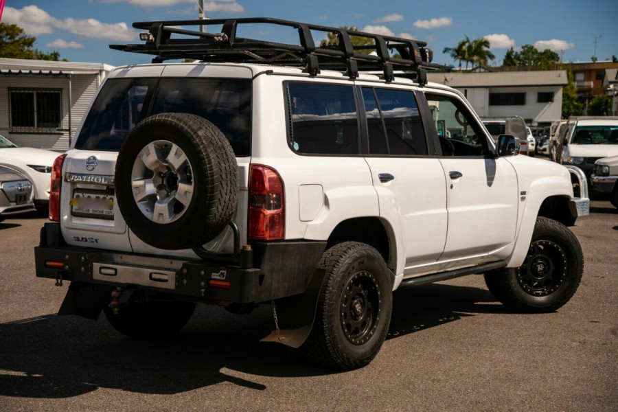 2015 Nissan Patrol GU 9 ST SUV Image 2