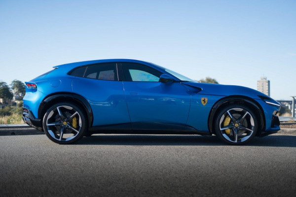 2024 Ferrari Purosangue SUV Image 3