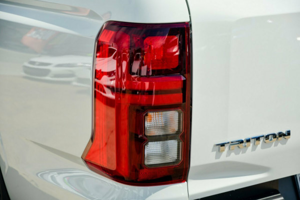 2025 Mitsubishi Triton MV GLS Ute Image 7