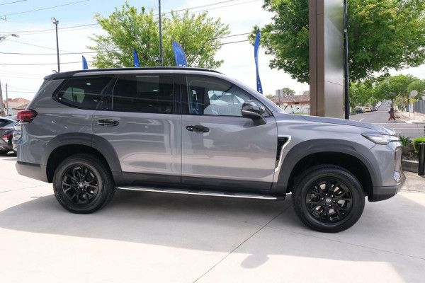 2025 LDV D90 SV9A Executive SUV Image 5