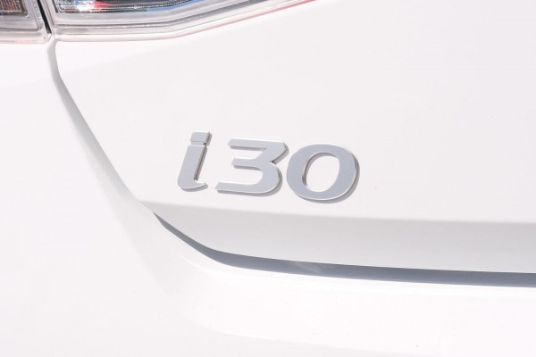 2026 Hyundai i30 CN7.V4 Hybrid Sedan Image 20