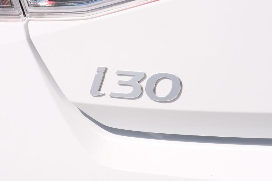 2026 Hyundai i30 CN7.V4 Hybrid Sedan Image 20