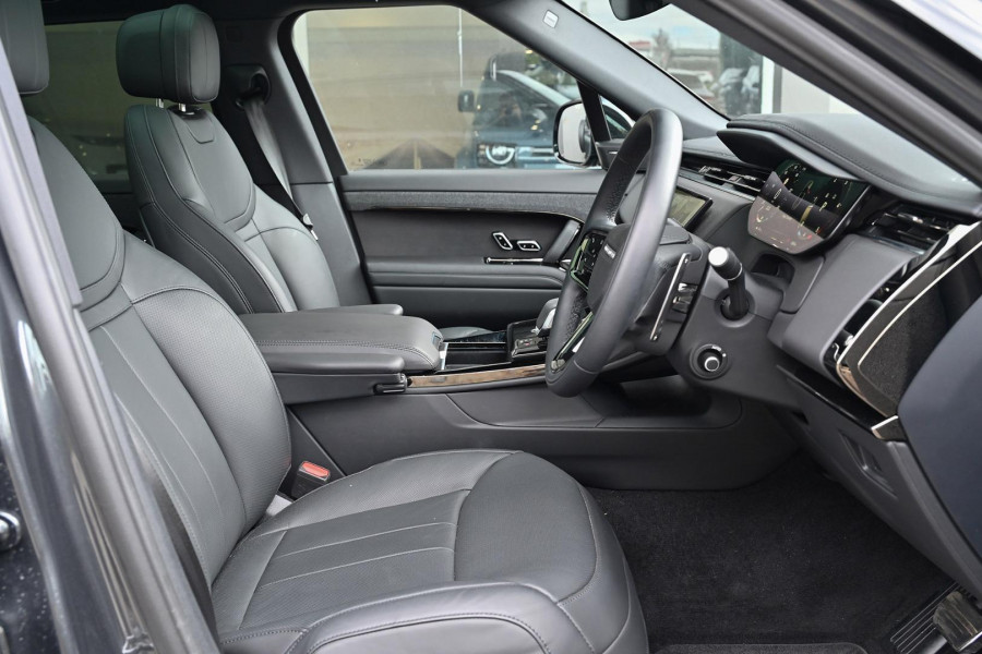 2025 Land Rover Range Rover Sport L461 D250 Dynamic SE SUV
