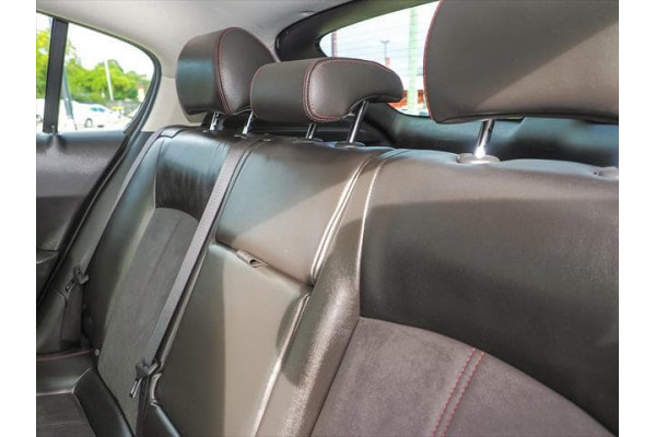 2016 Holden Cruze JH Series II SRi Z-Series Hatch Image 5