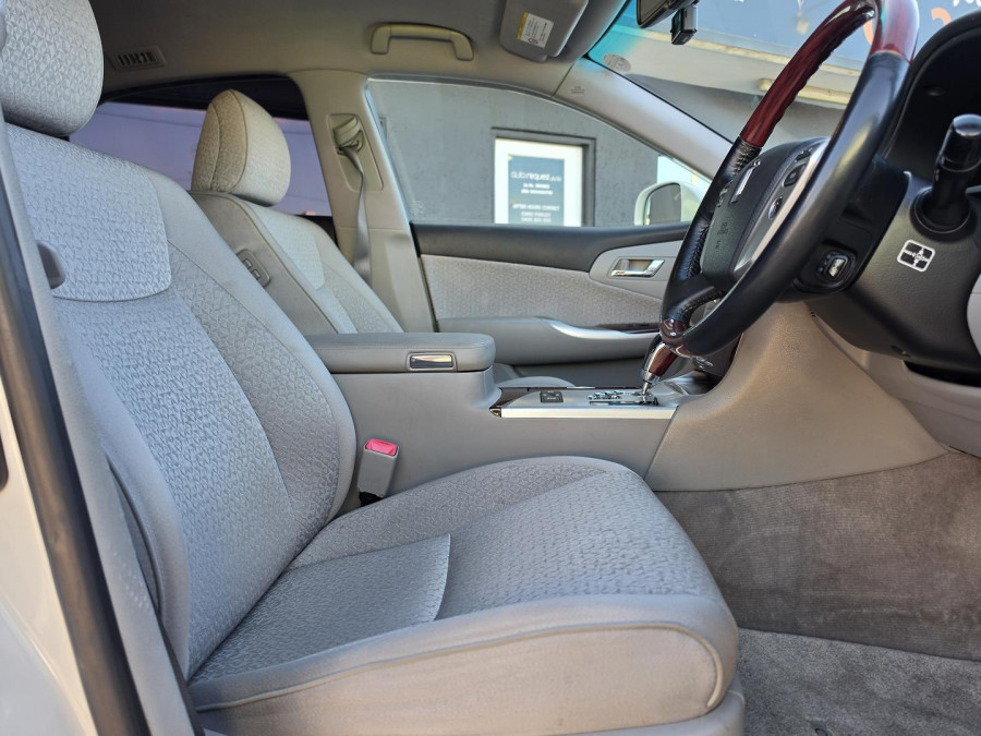 2012 Toyota Crown GRS202 Royal Saloon G Sedan Image 26