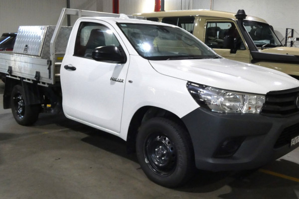 2022 Toyota HiLux TGN121R WORKMATE 4X2 Cab Chassis