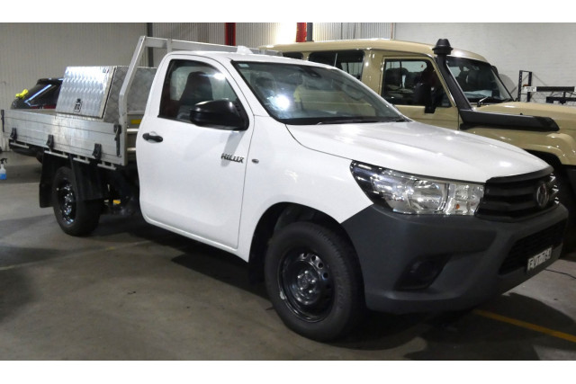 2022 Toyota HiLux TGN121R WORKMATE 4X2 Cab Chassis Image 1