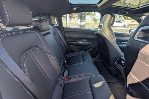 2026 Mazda 6e  GT Hatch Image 25
