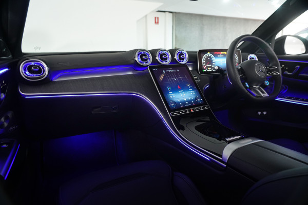 2023 Mercedes-Benz C-Class 63S AMG E-Performance Sedan Image 29