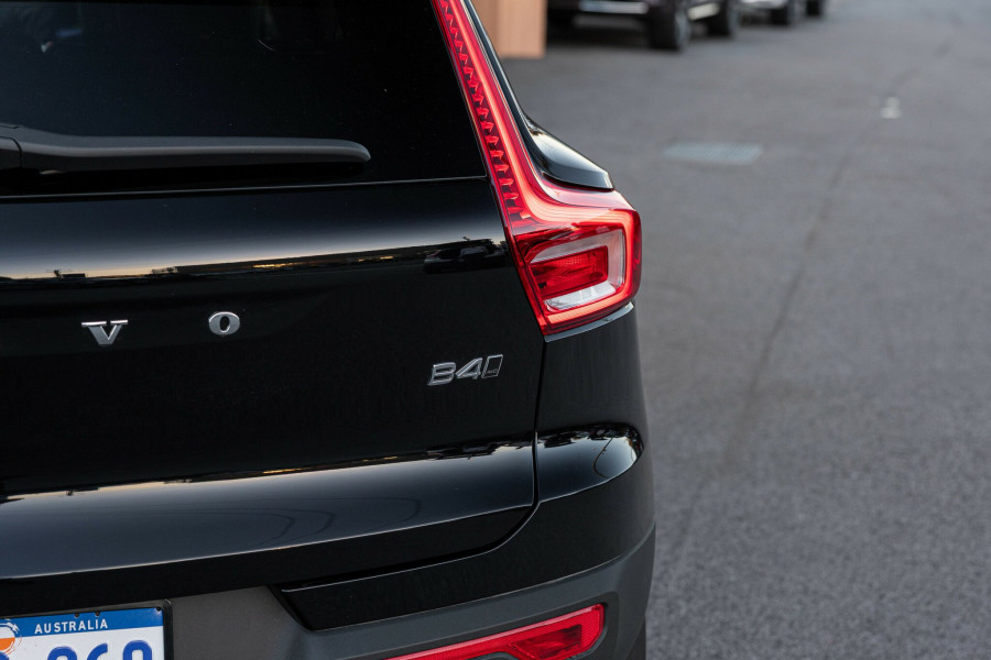2025 MY26 Volvo XC40 XZ Ultra B4 Bright SUV Image 22