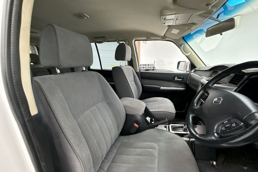 2016 Nissan Patrol GU 10 ST SUV Image 18
