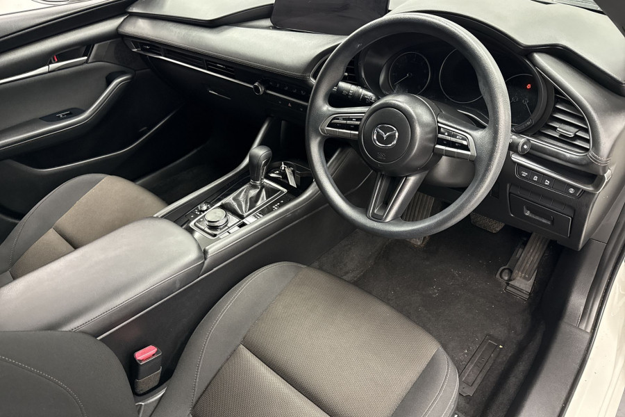 2019 Mazda 3 BP Series G20 Pure Hatch Image 17