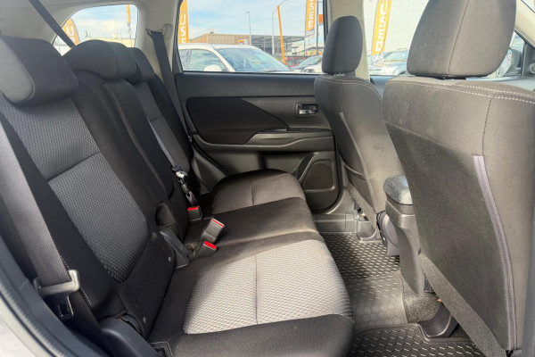2017 MY18.5 Mitsubishi Outlander ZL LS SUV Image 24