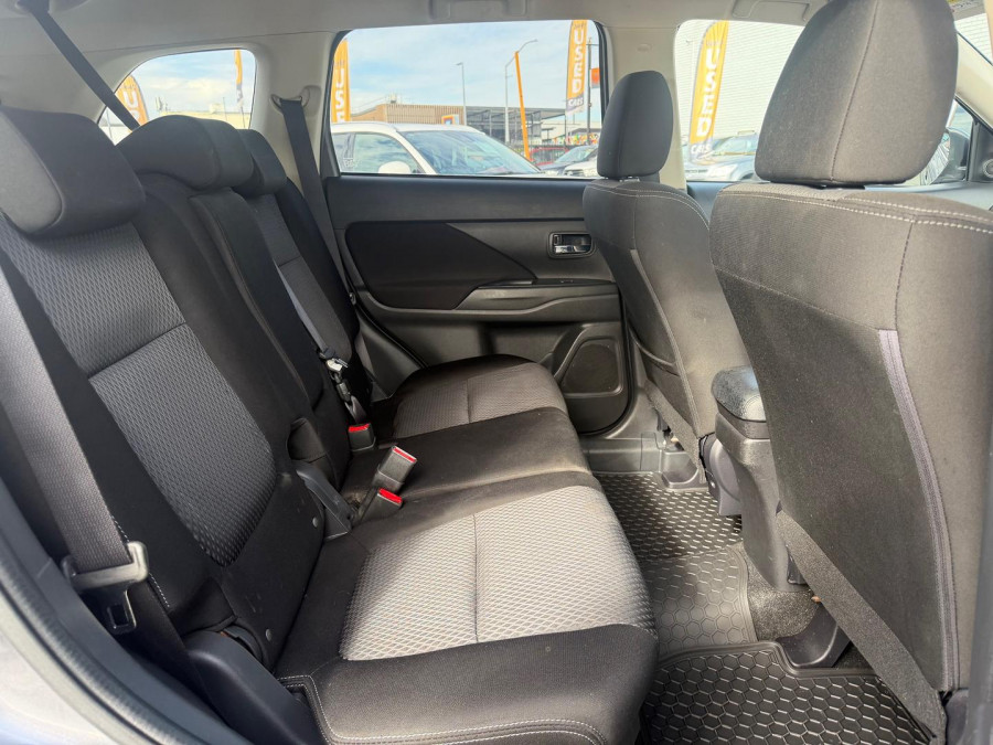 2017 MY18.5 Mitsubishi Outlander ZL LS SUV Image 24