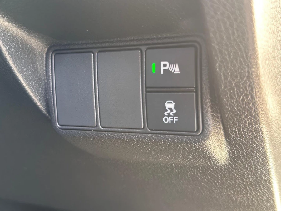 2016 Honda Civic 10th Gen VTi-L Sedan Image 18