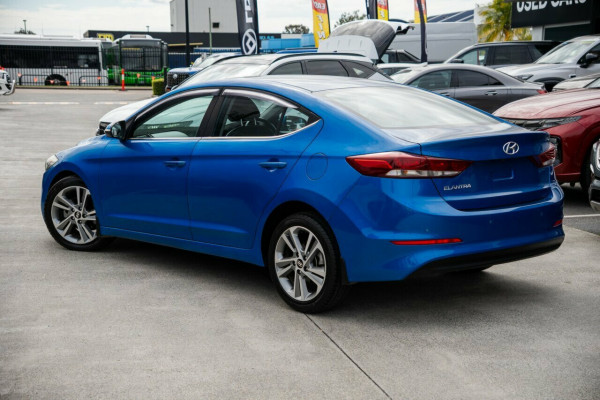 2018 Hyundai Elantra AD Trophy Sedan Image 2