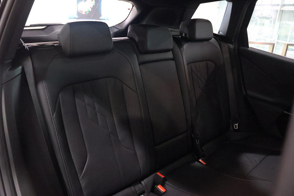 2025 BMW X3 G45 20 xDrive SUV image 9