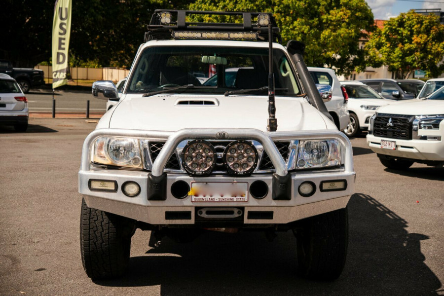 2015 Nissan Patrol GU 9 ST SUV Image 5
