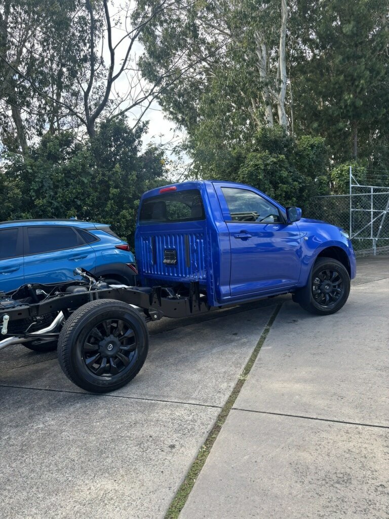 2025 Mazda BT-50 TFR40J XT Cab Chassis Image 3