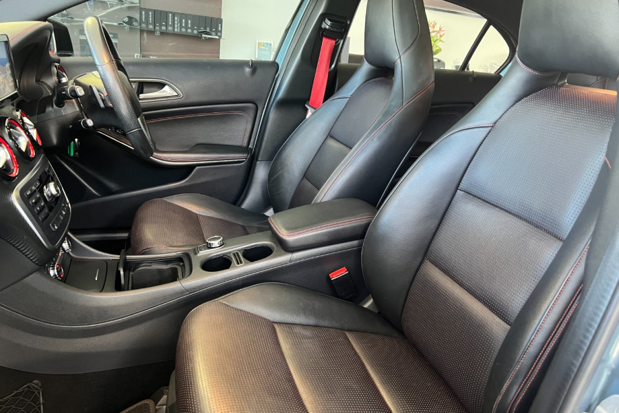 2013 Mercedes-Benz A-Class W176 A250 Hatch Image 19