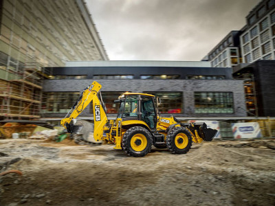 New JCB 4CX