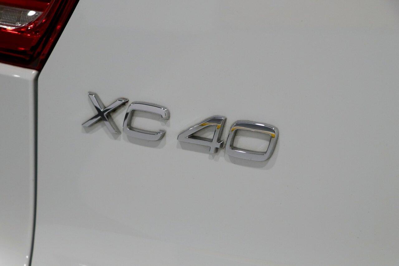 2021 Volvo XC40  T4 Momentum SUV Image 20