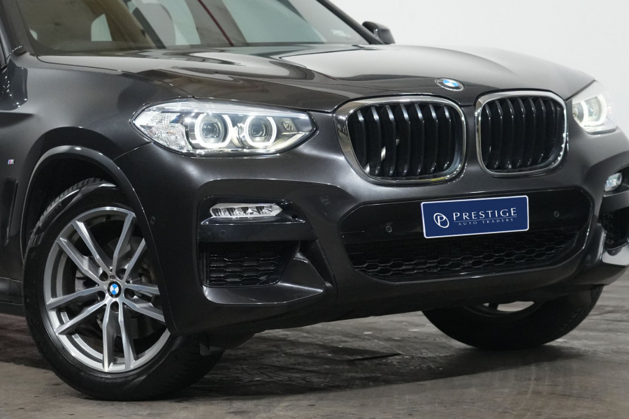 2018 BMW X3 xDrive20d SUV Image 2