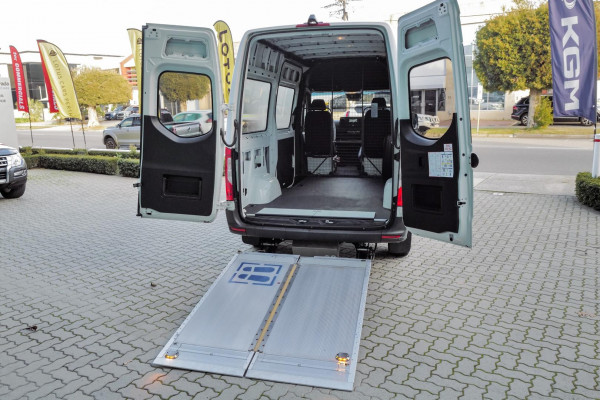 2020 Mercedes-Benz Sprinter VS30 311CDI Bus Image 3