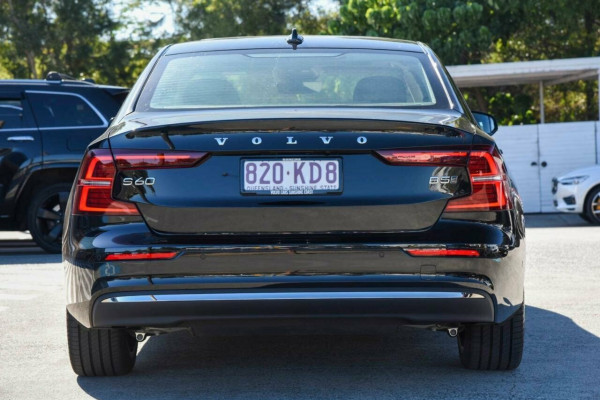 2023 MY24 Volvo S60  Ultimate B5 Bright Sedan Image 3