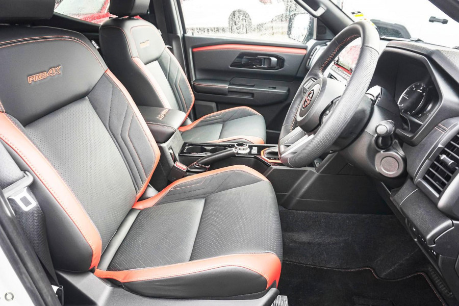 2026 Nissan Navara D27 PRO-4X Ute Image 6