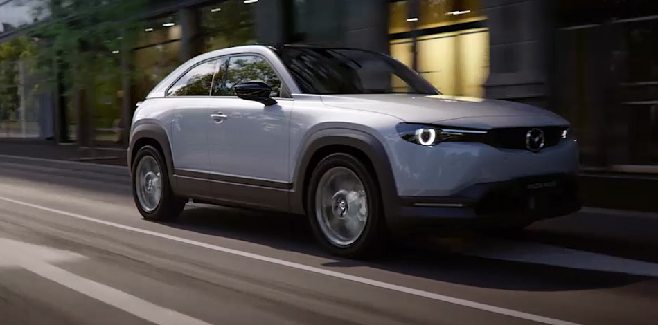 E-SKYACTIV G MILD HYBRID Image