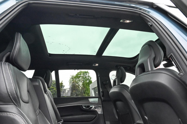 2020 Volvo XC90 L Series D5 R-Design SUV Image 16