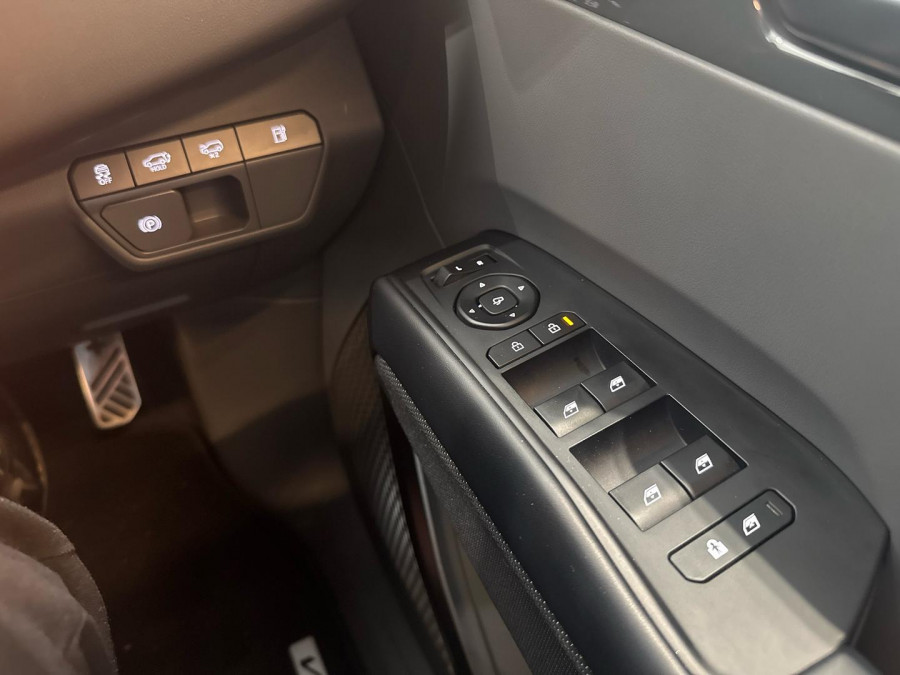 2023 MY24 Kia EV9 MV GT-Line SUV Image 25