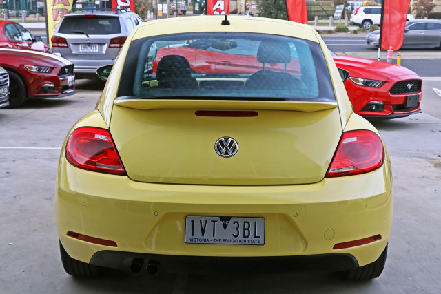 2013 Volkswagen Beetle 1L  Hatch