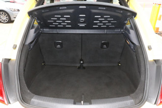 2013 Volkswagen Beetle 1L  Hatch image 9