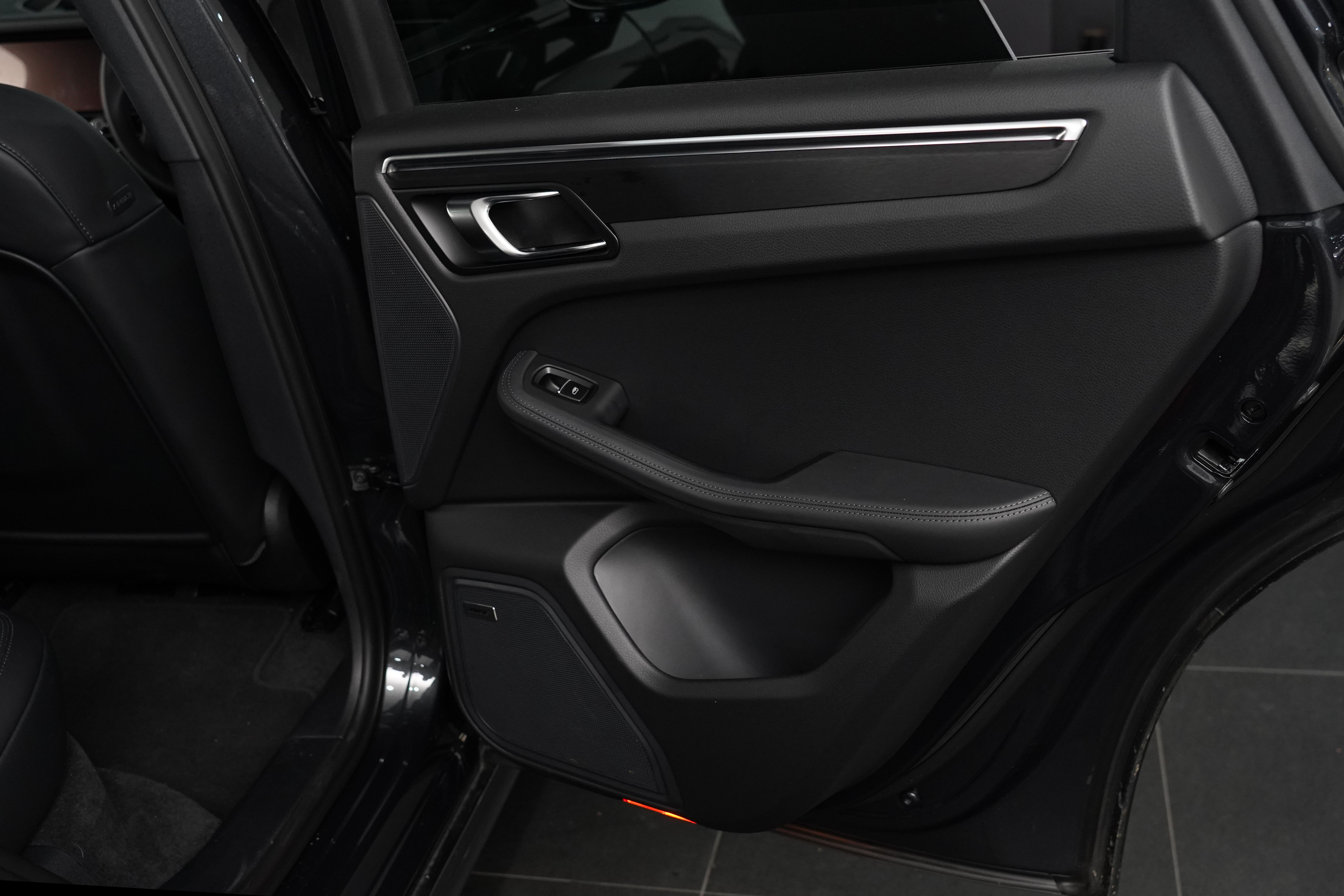 2023 Porsche Macan Gts Wagon Image 49