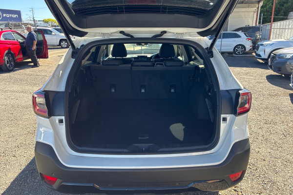2025 Subaru Outback 6GEN AWD Sport XT SUV Image 12
