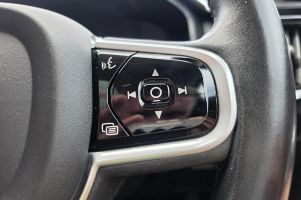 2019 Volvo V90 Cross Country P Series D5 Wagon Image 31