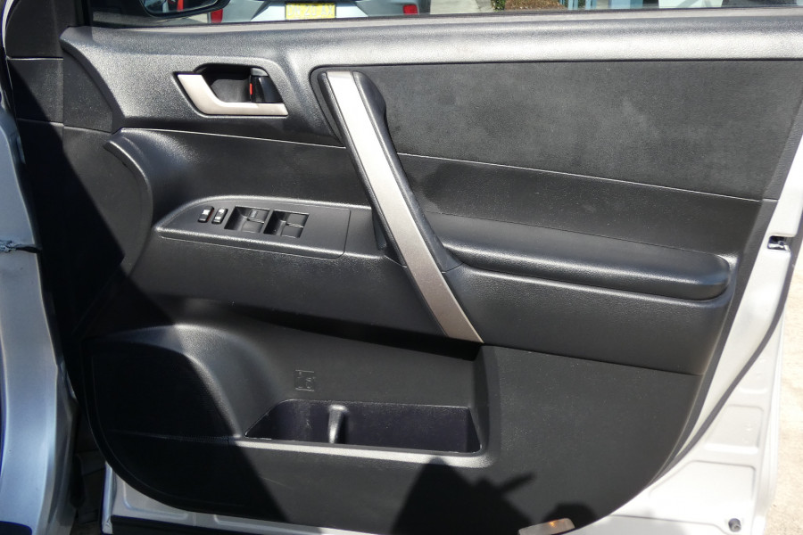 2011 Toyota Kluger GSU40R MY11 UPGRADE KX-R FWD 7 SEAT SUV Image 17